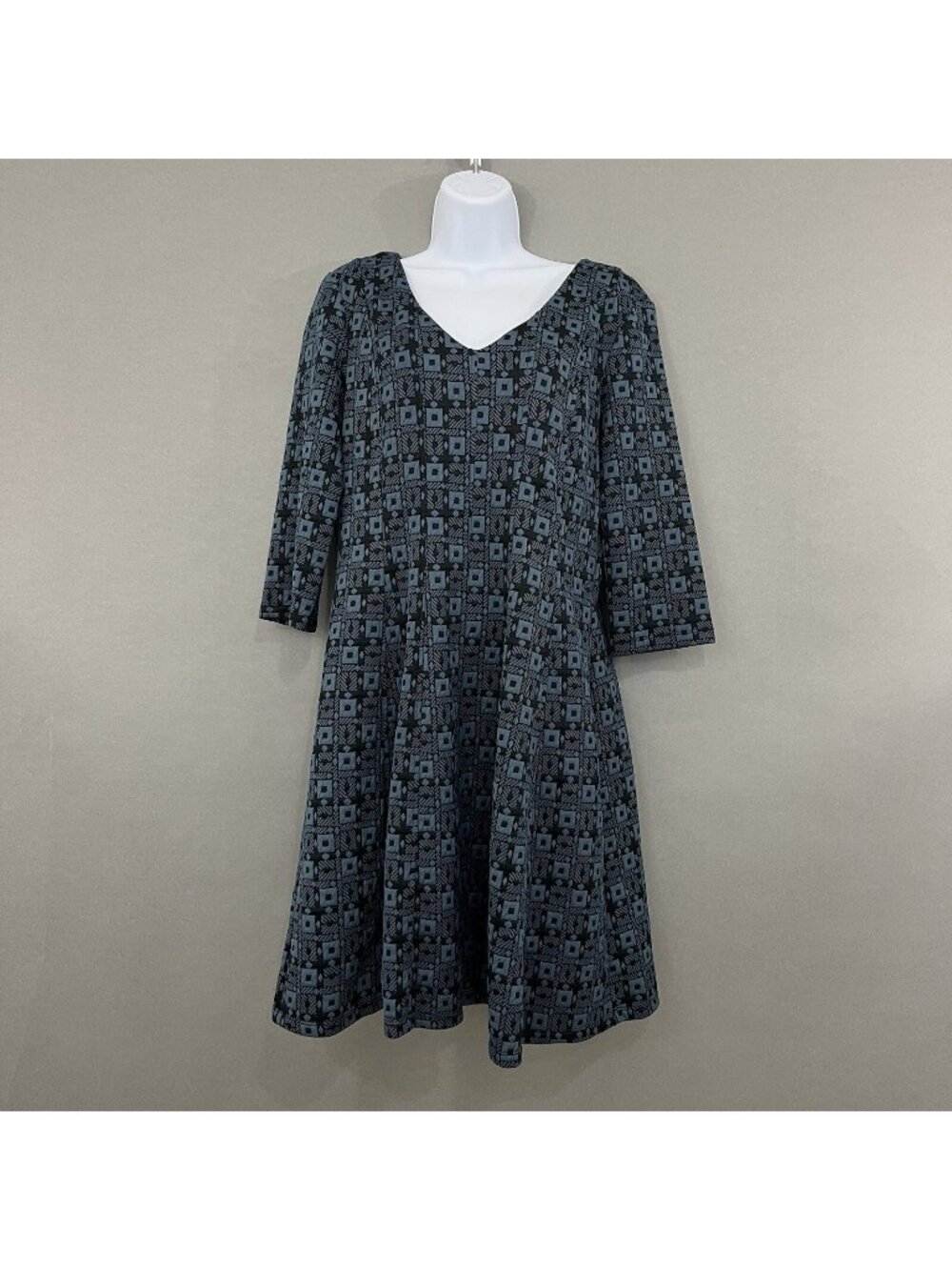 Taylor Blue Black Geometric 3/4 Sleeve A Line Dress